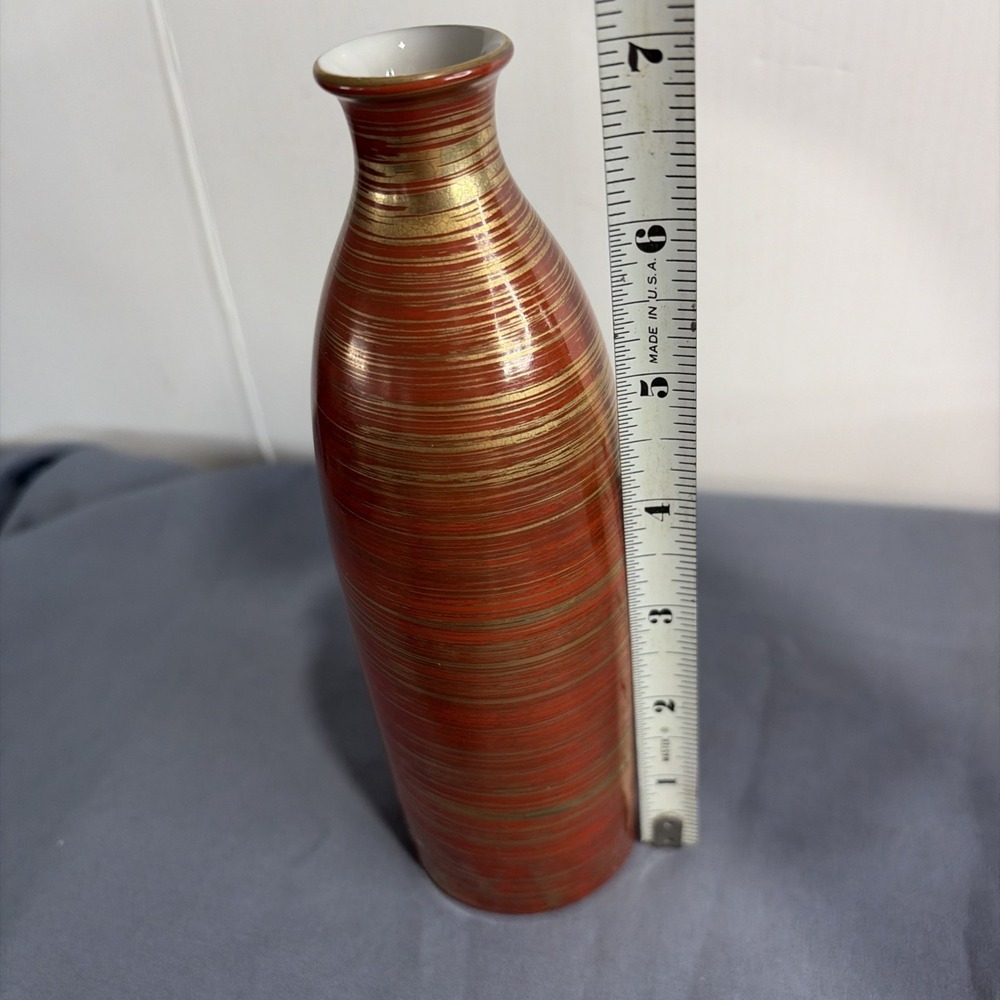 Vintage Japanese Ceramic Sake Set Red Gold Striped 4 Piece Tokkuri Ochoko MCM - Picture 14 of 16